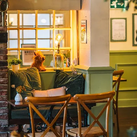 The Bay Horse